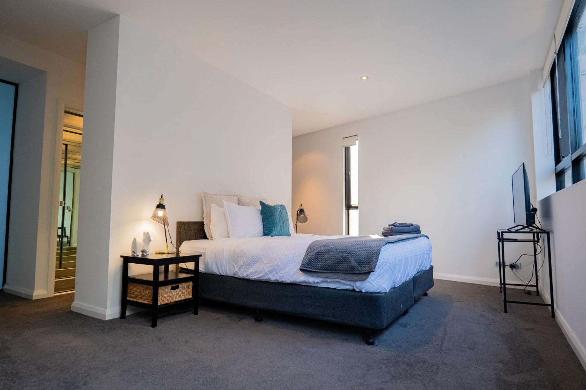 Large Executive 3 Bedroom Yarralumla 외부 사진
